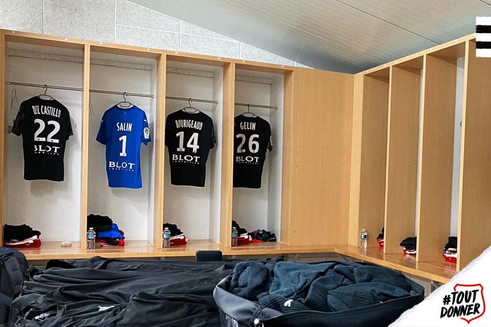 maillot-stade-rennais-noir-puma-3