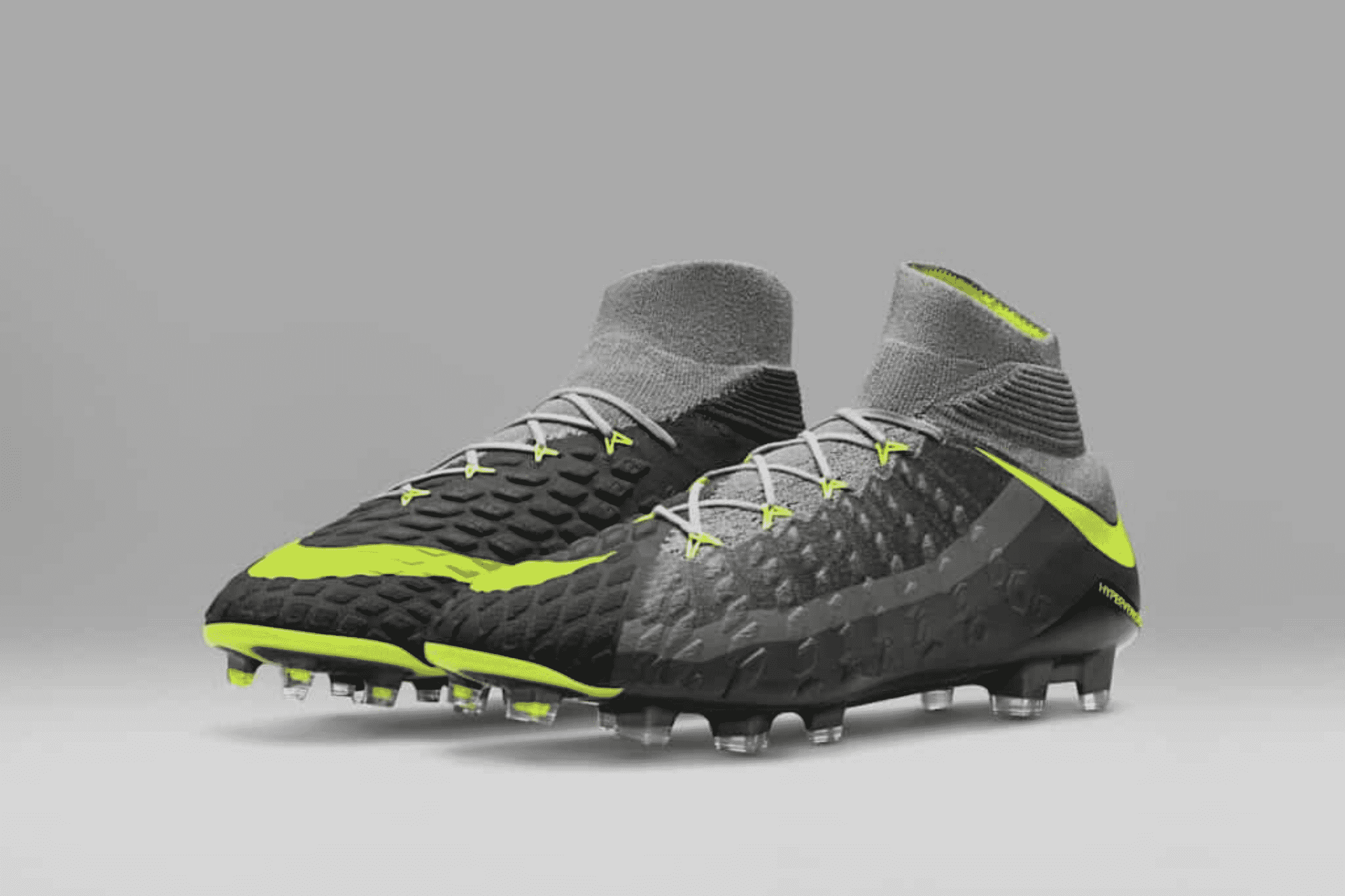 chaussures-football-nike-air-max-heritage-4