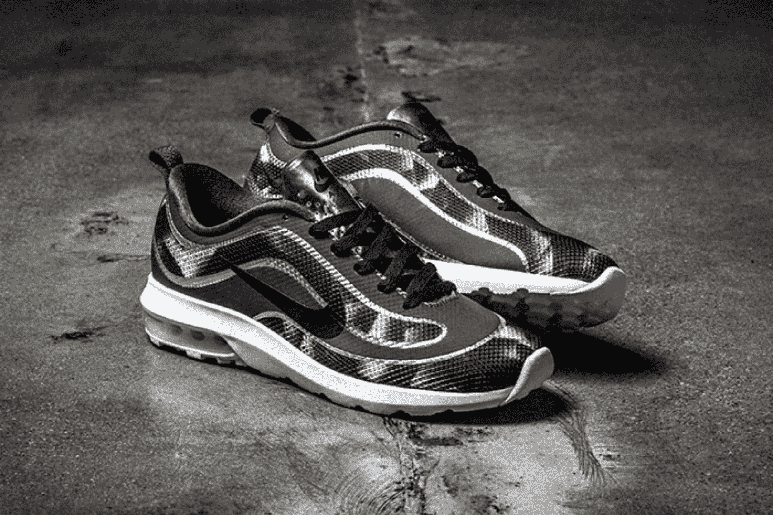 chaussures-nike-air-max-mercurial-r9-4