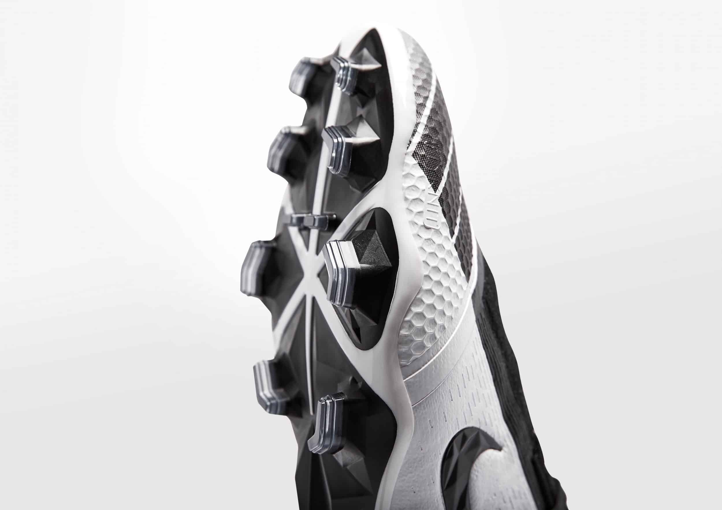 nike-phantom-venom-total-90-future-DNA-12