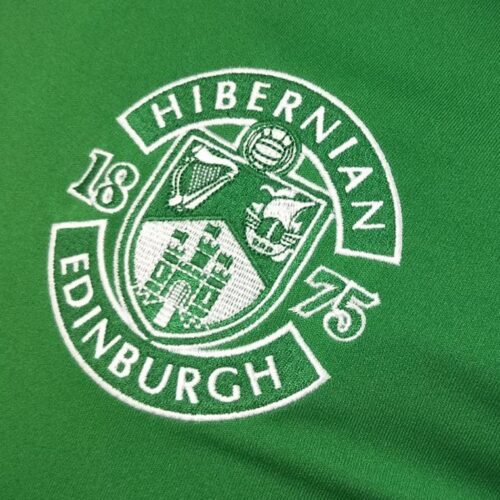 Image de l'article Un hommage aux soignants sur le maillot 2020-2021 de Hibernian