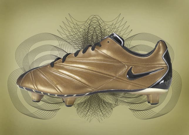 nike-mercurial-2000