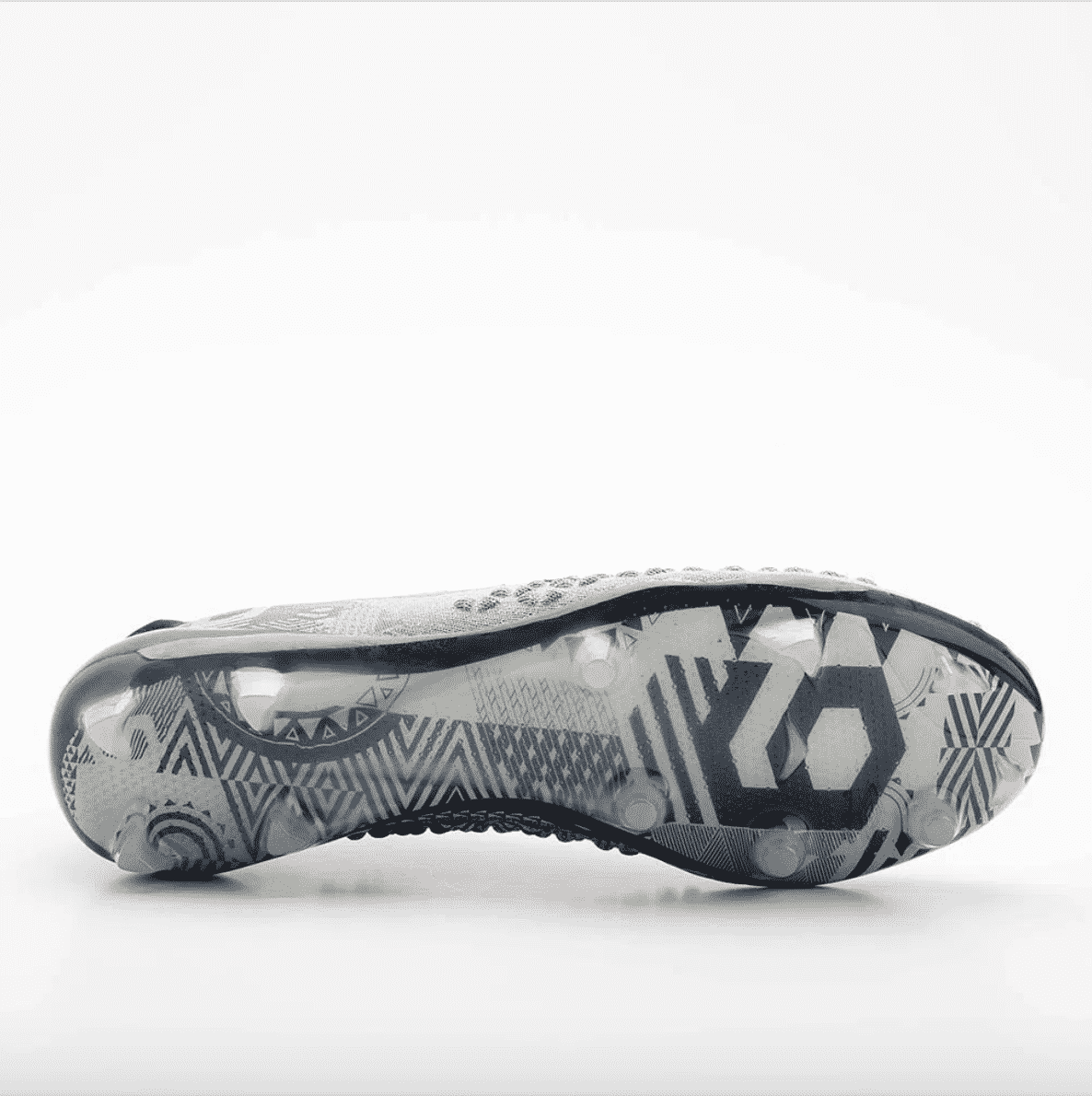 umbro-novem-pro-paolo-guerrero-5