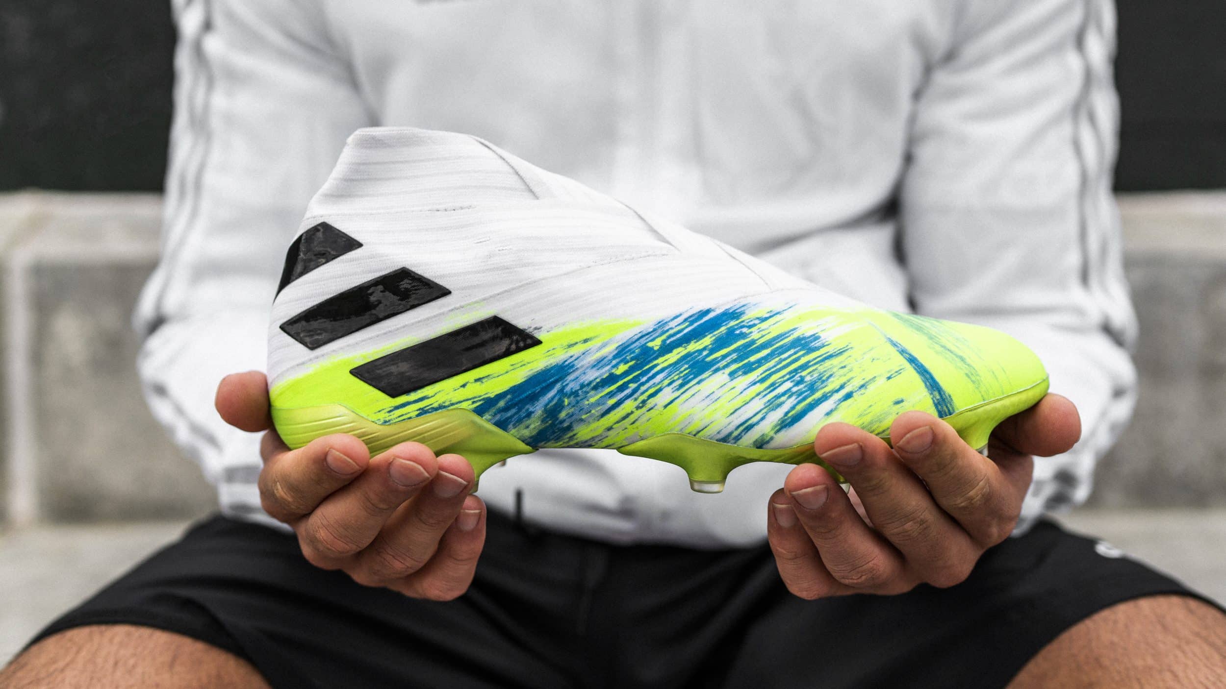 adidas-nemeziz-19-uniforia-2