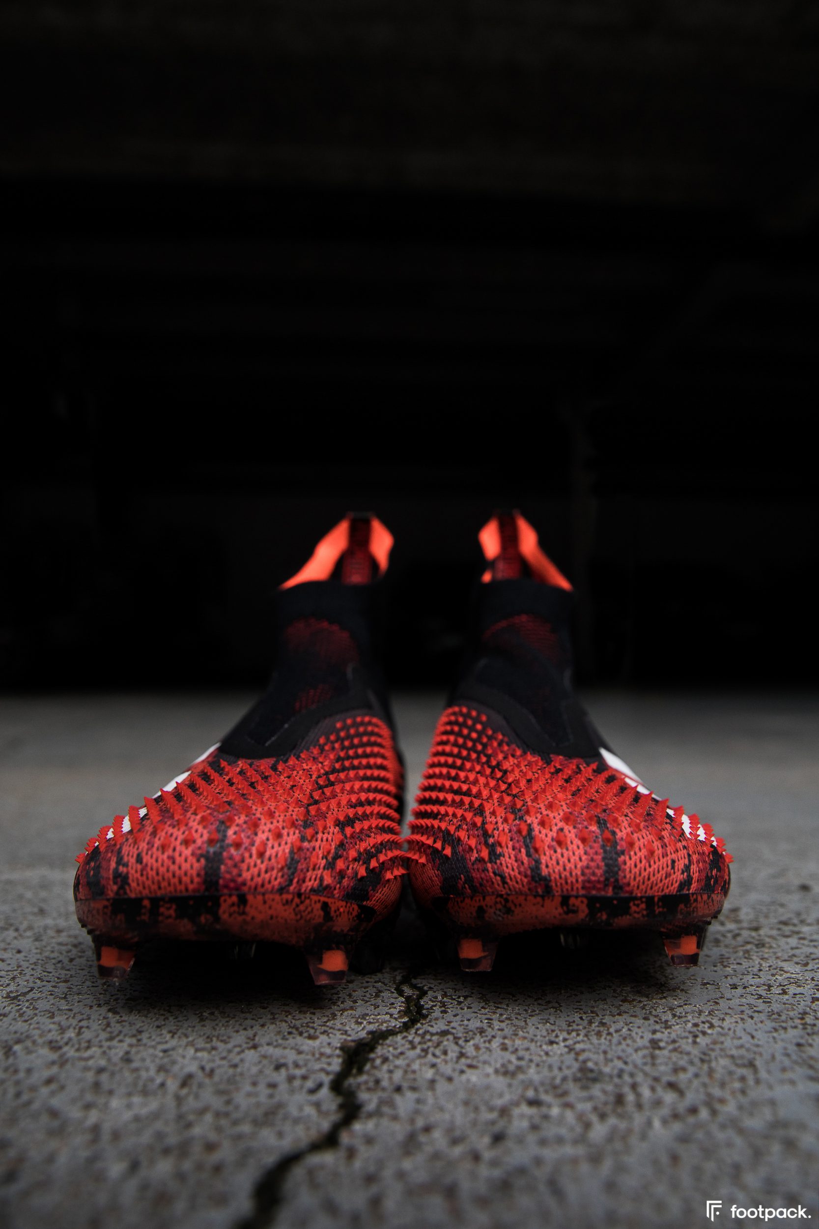 adidas-predator-20+-footpack