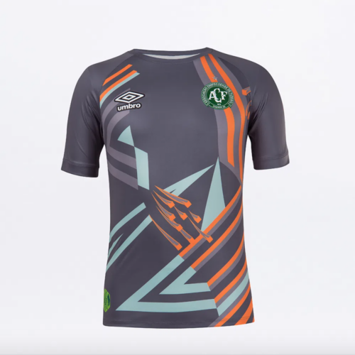 Image de l'article Les maillots de gardiens 2020-2021 d'Umbro s'inspirent des années 90