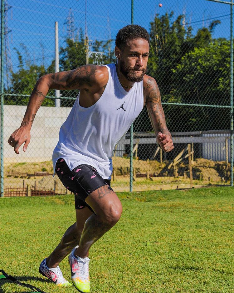 neymar-mercurial-jogo-prismatico-academy-1