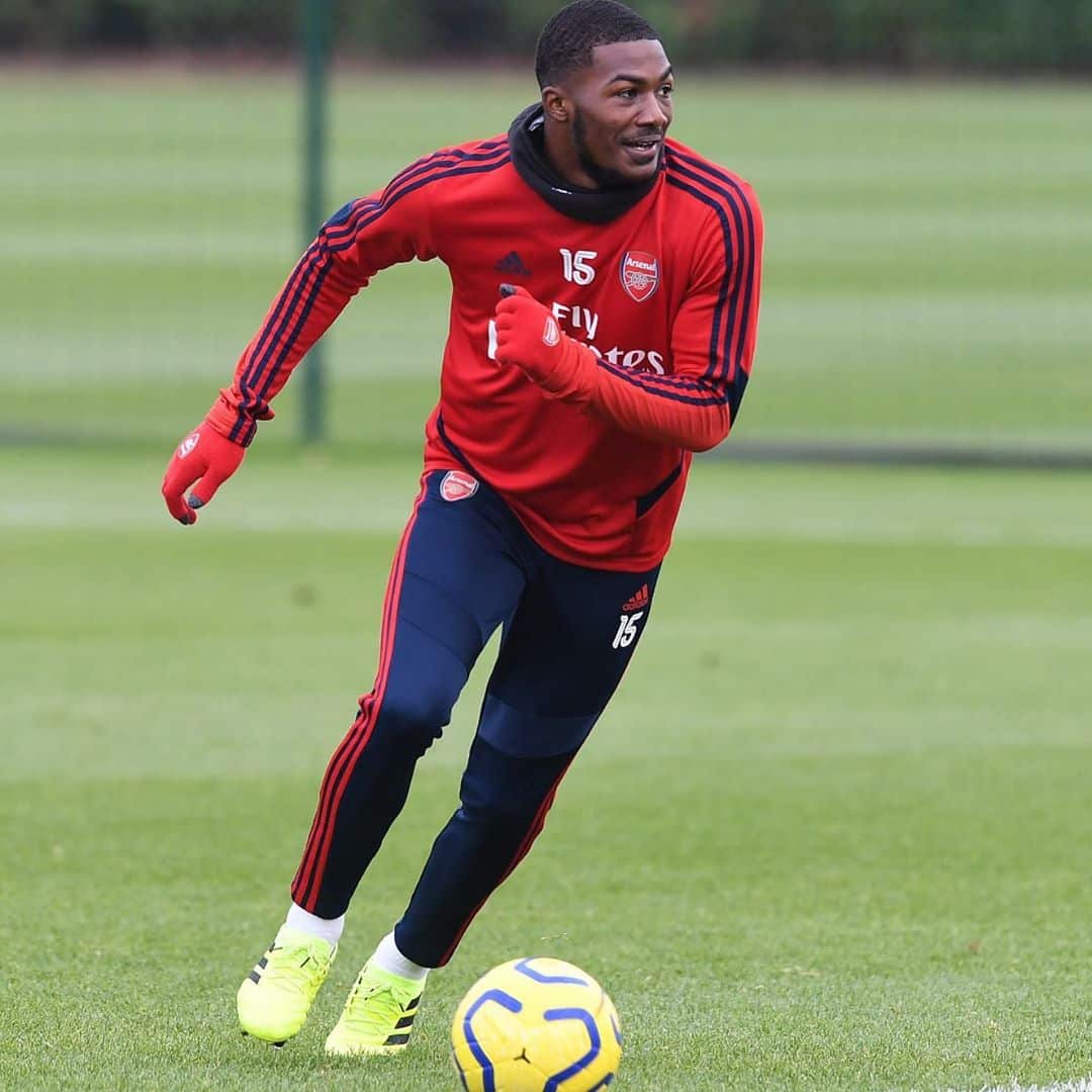 AinsleyMaitland-Niles-chaussures-de-foot-2