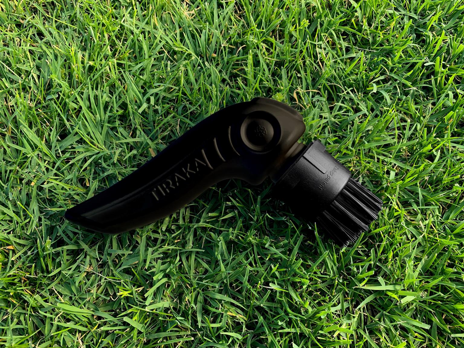 brosse-nettoyante-tiraka-1