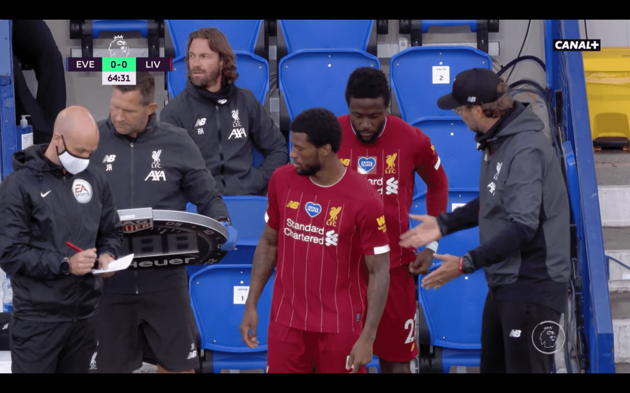 divock-origi-flocage-everton-liverpool-2