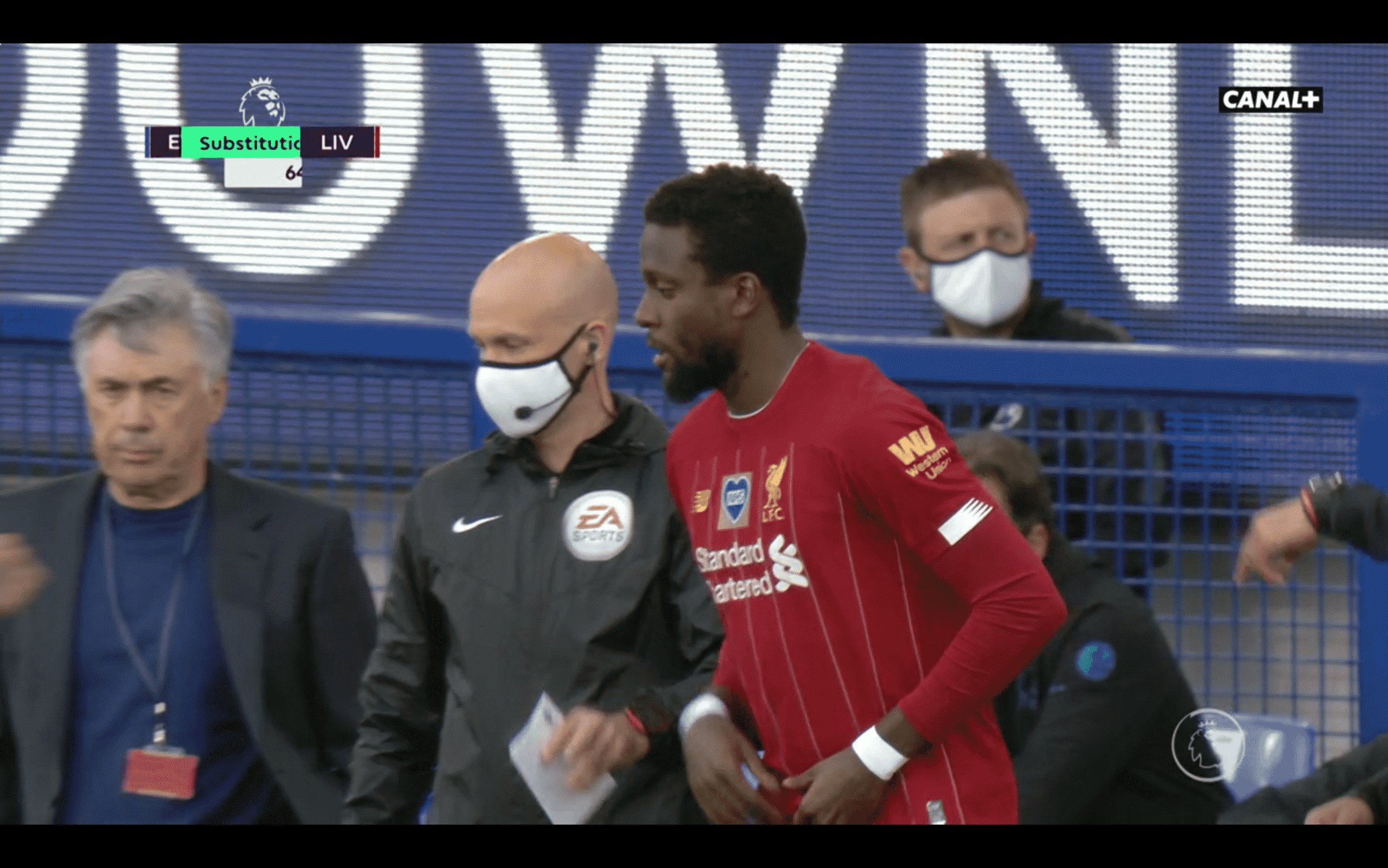 divock-origi-flocage-everton-liverpool-3