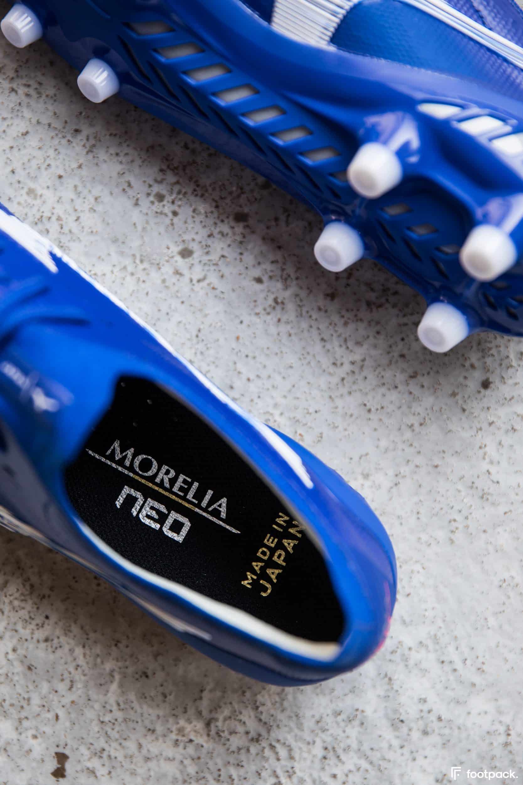 mizuno-morelia-3-reach-beyond-15