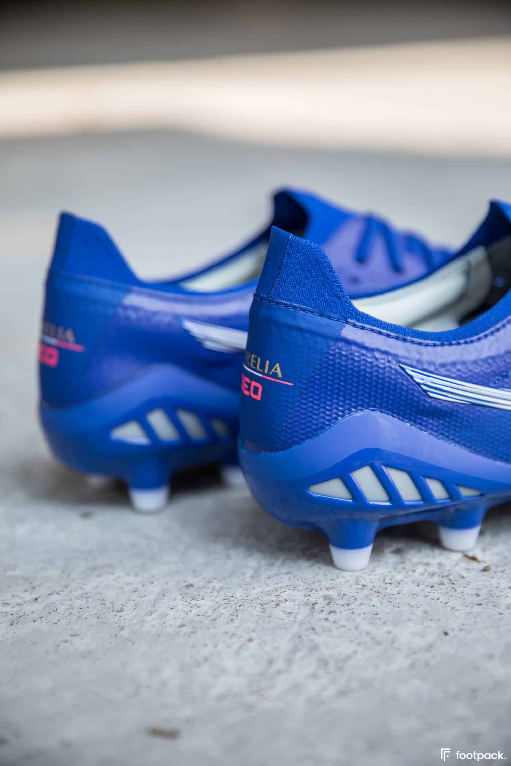 mizuno-morelia-3-reach-beyond-9