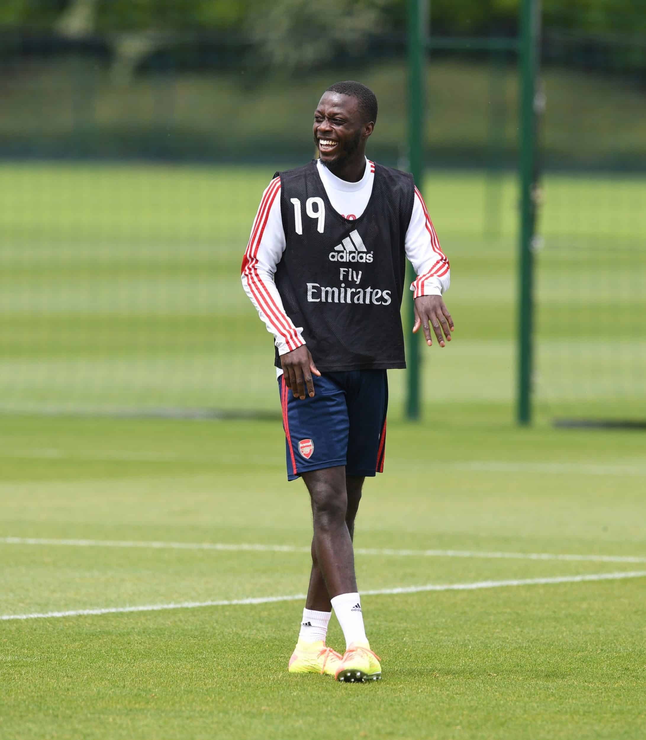 nicolas-pepe-puma-future-rise-pack