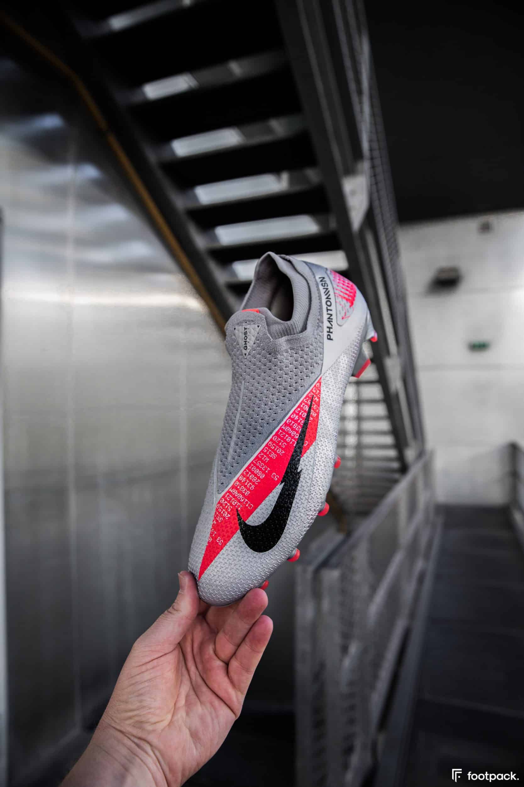 nike-Neighborhoods-pack-footpack-44