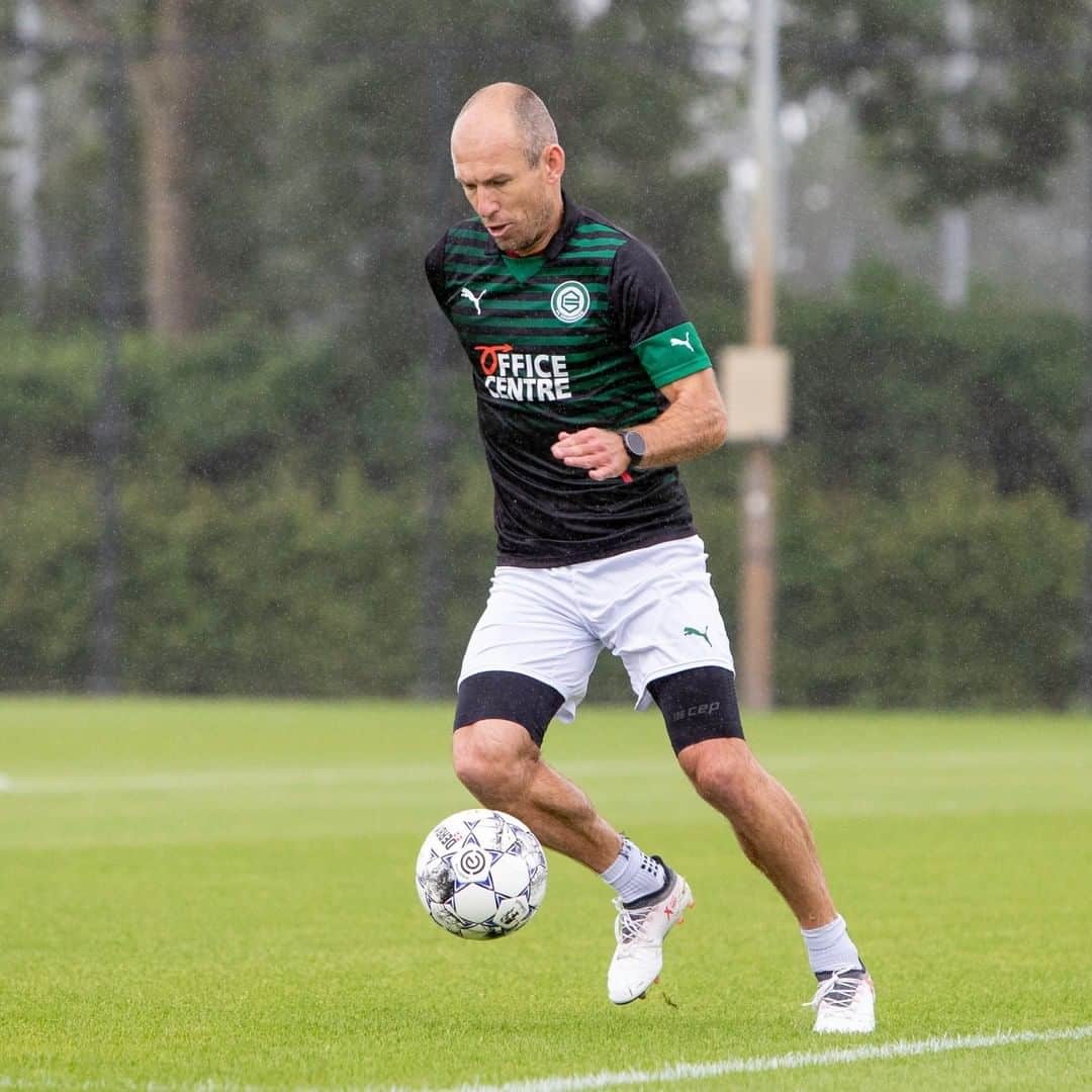 arjen-robben-fc-groninguen-crampons-adidas-X-17.1-a