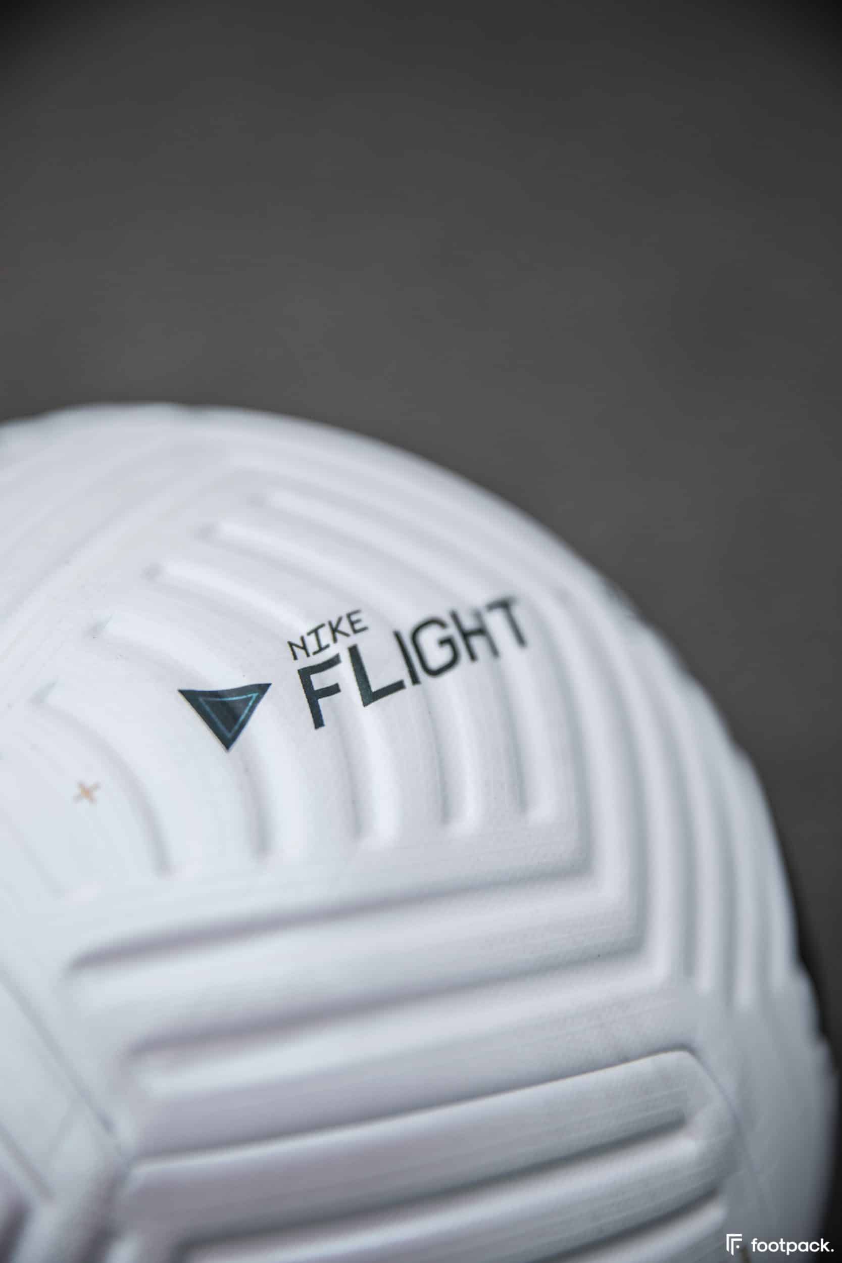 ballon-nike-flight-premier-league-serie-a-footpack-12