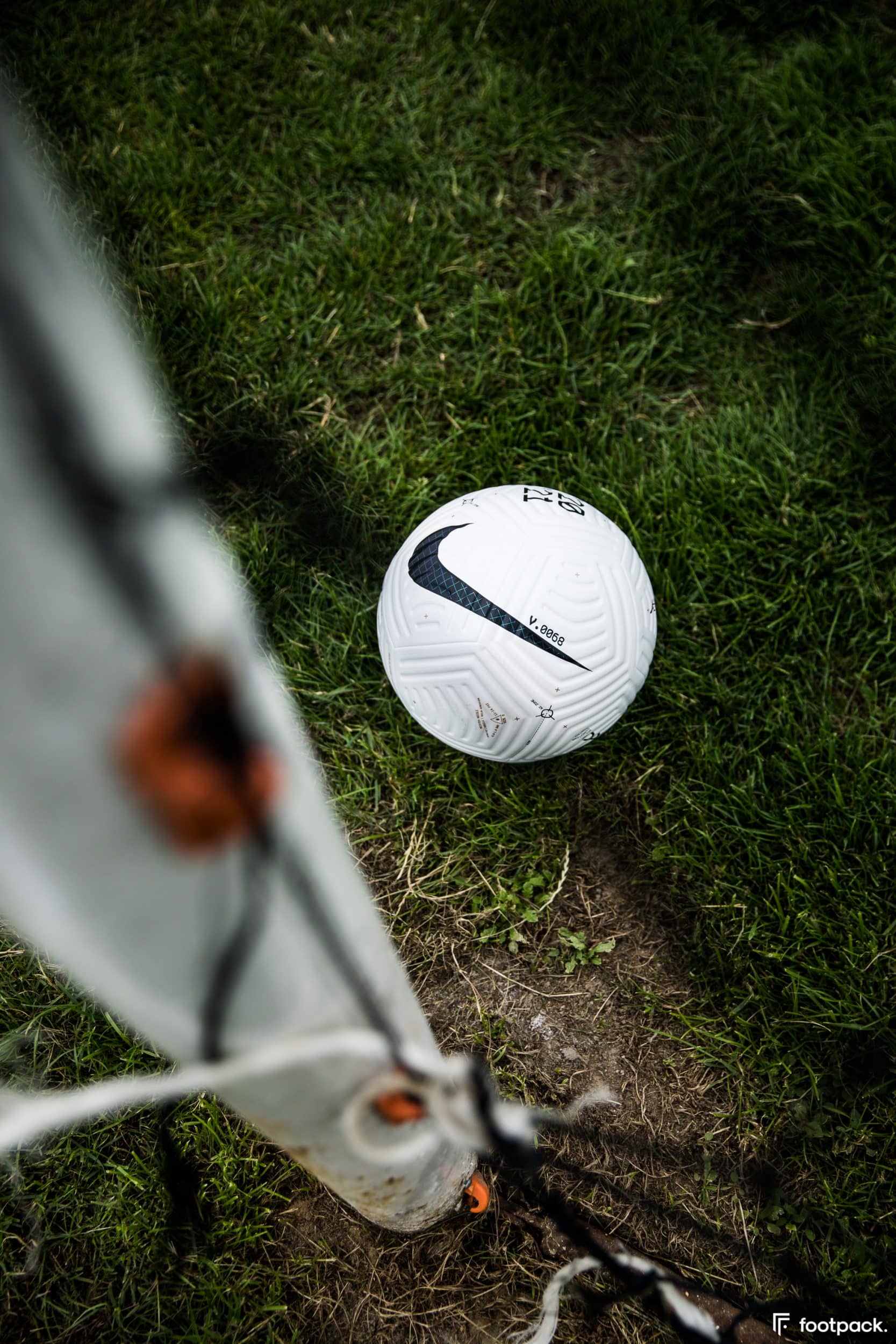 ballon-nike-flight-premier-league-serie-a-footpack-28