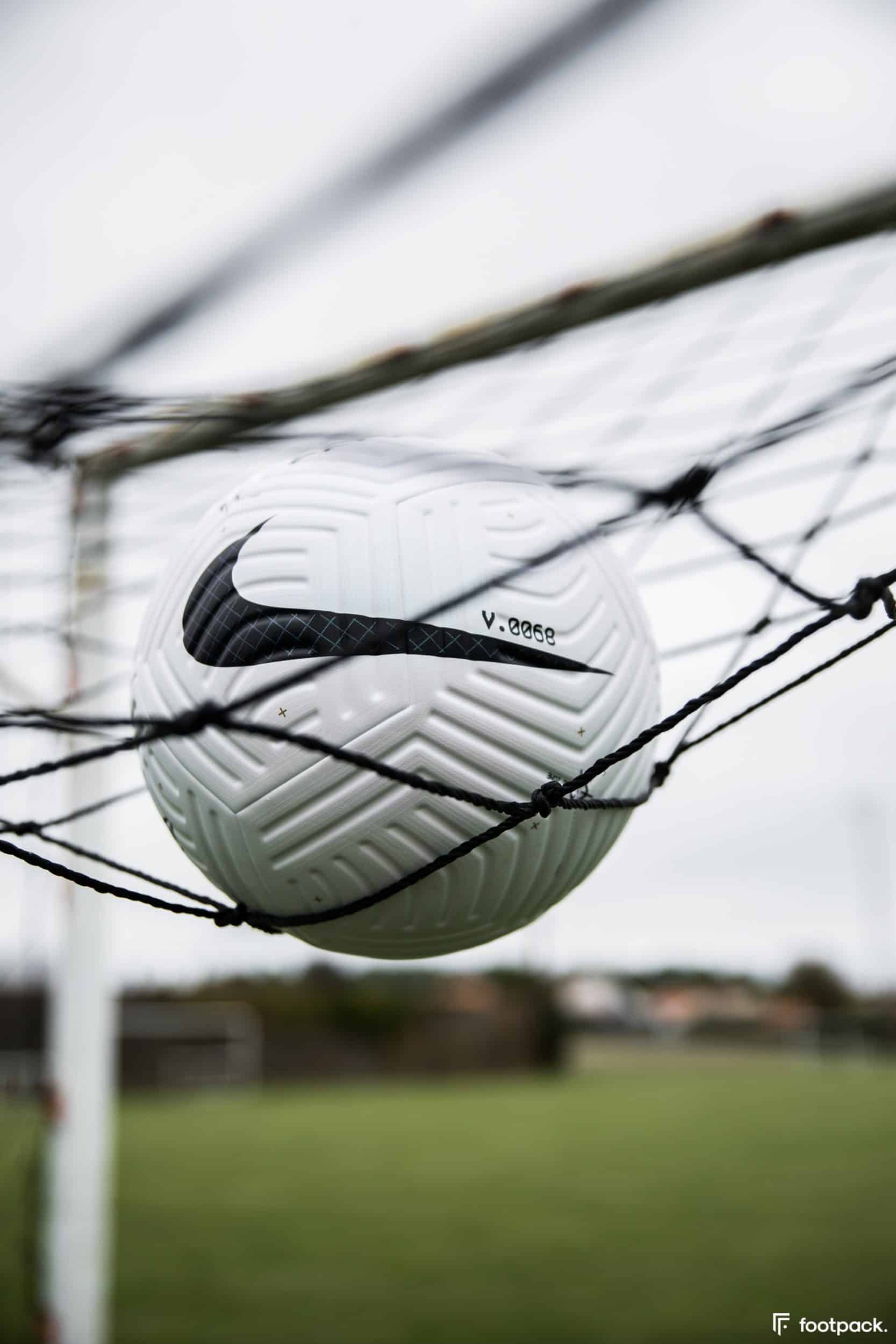 ballon-nike-flight-premier-league-serie-a-footpack-34
