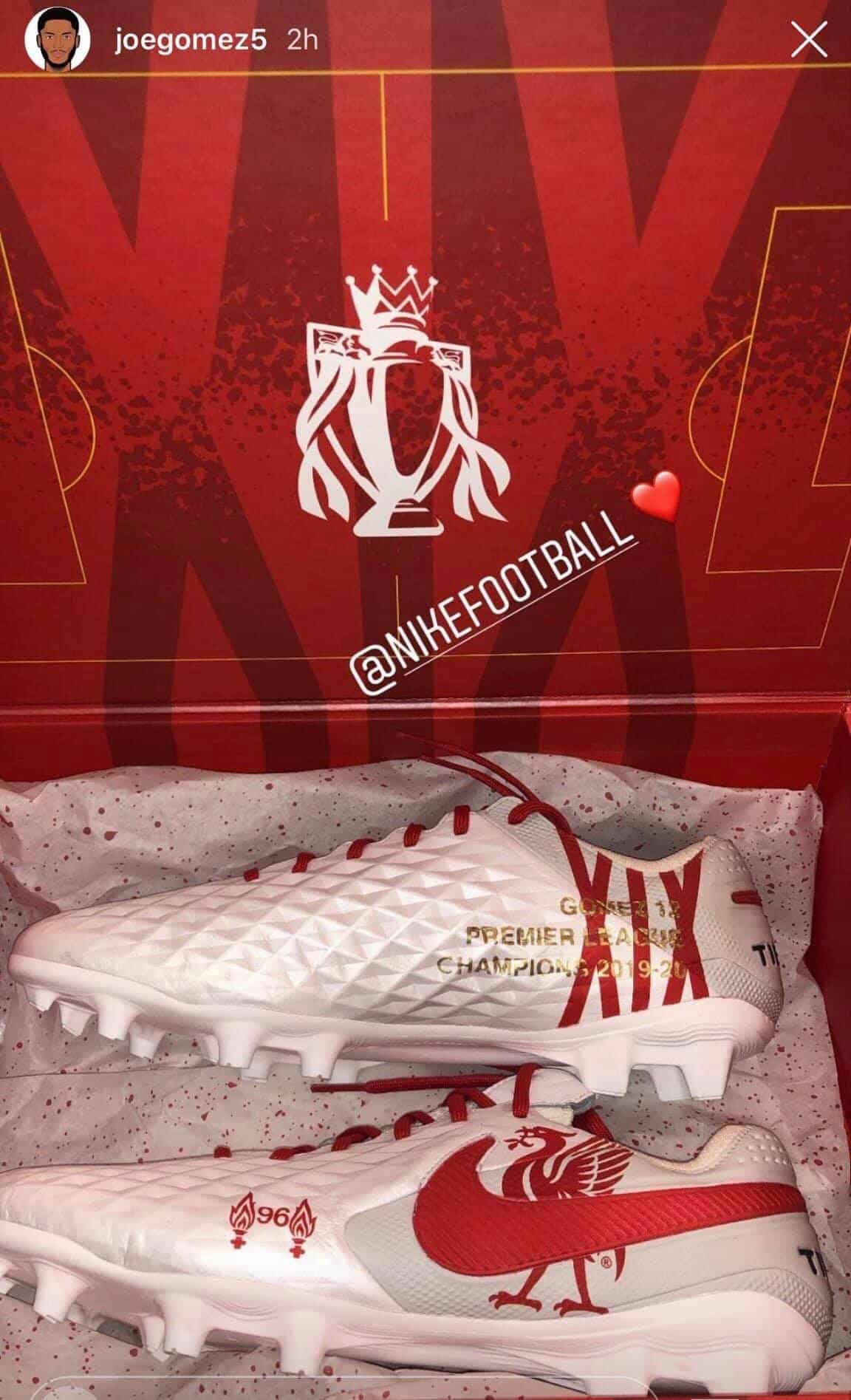 chaussures-nike-joueurs-de-liverpool-champion-joe-gomez