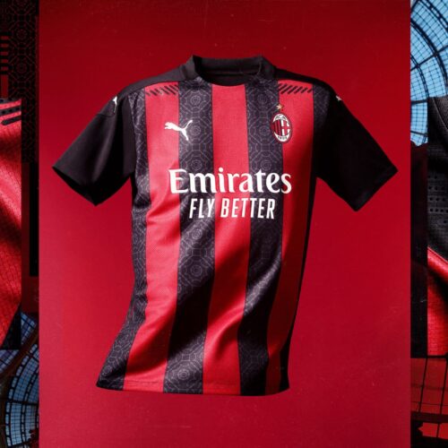 Image de l'article Le maillot domicile de l'AC Milan, élu plus beau maillot Puma de la saison