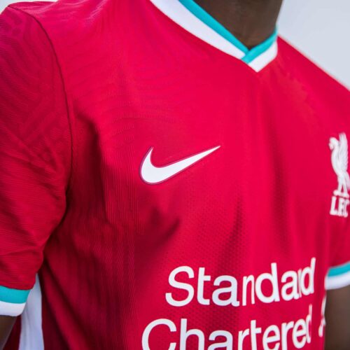 Image de l'article Jurgen Klopp signe avec adidas pendant que Nike s'installe à Liverpool