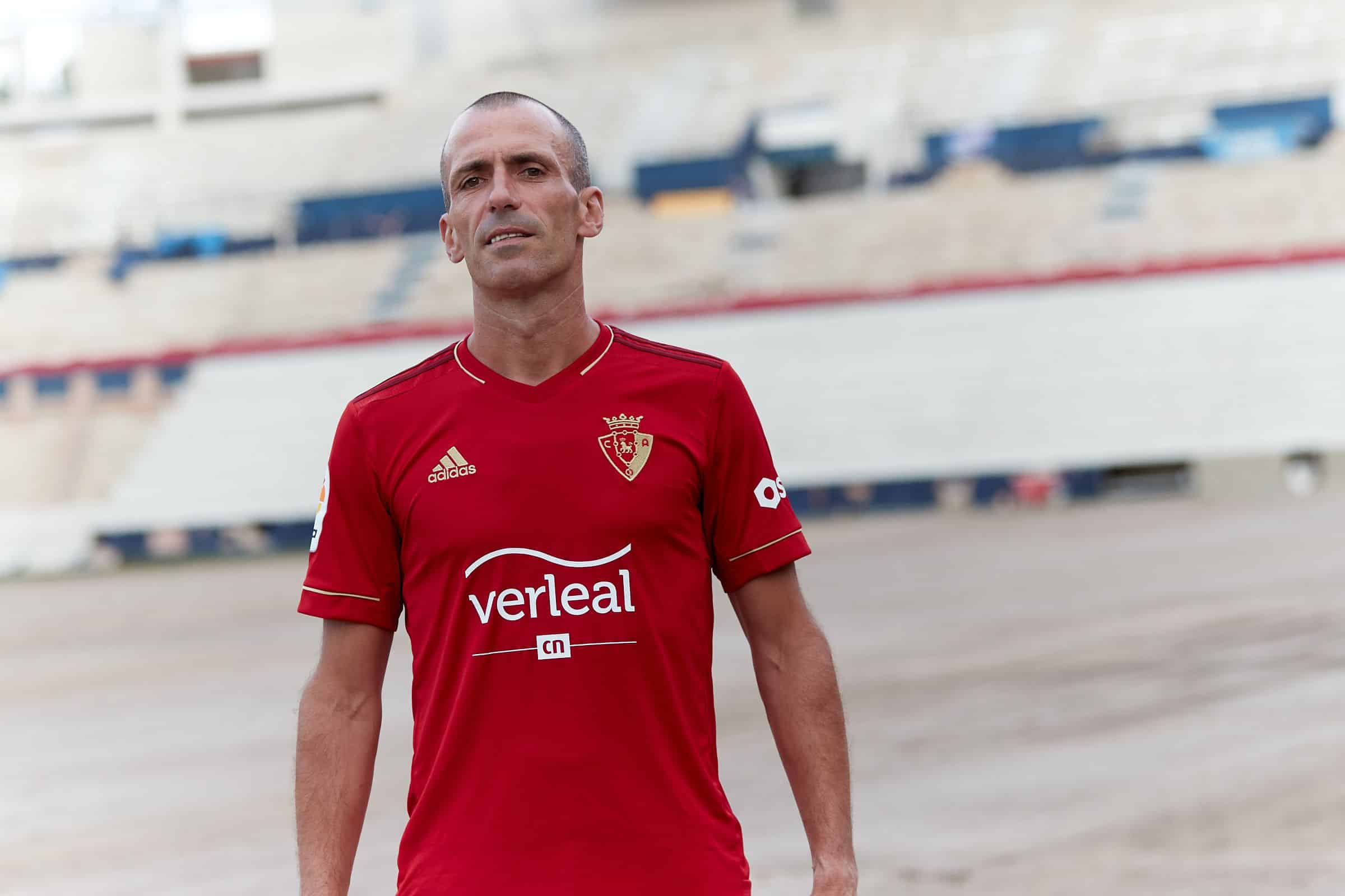 maillot-domicile-osasuna-2020-2021-adidas