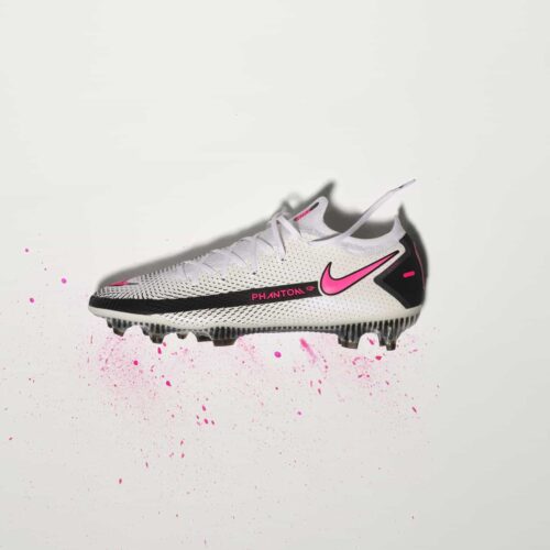 Image de l'article Nike dévoile la nouvelle Phantom GT et réorganise sa gamme de crampons