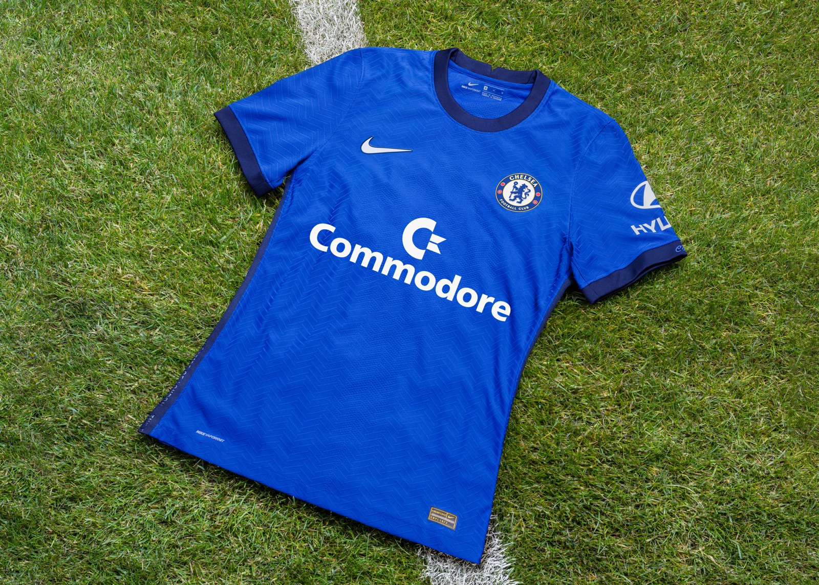 nouveau-maillot-de-foot-avec-anciens-sponsors-chelsea