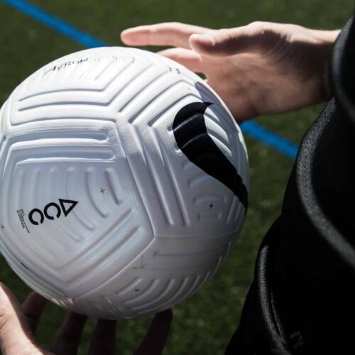Image de l'article Que vaut le nouveau ballon Nike Flight Ball ?