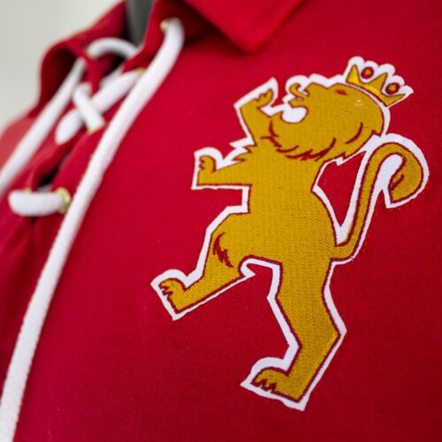 Image de l'article L'Espagne dévoile un maillot collector pour le 100ème anniversaire de son premier match
