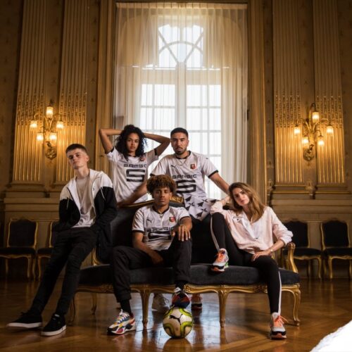 Image de l'article 100 designs différents pour le maillot extérieur 20-21 du Stade Rennais !