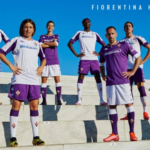 Image de l'article La Fiorentina annonce son nouveau partenariat avec Kappa et les maillots 2020-2021