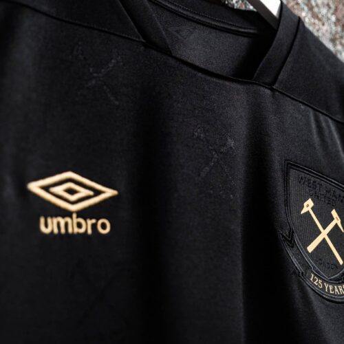 Image de l'article West Ham United et Umbro présentent les maillots 2020-2021