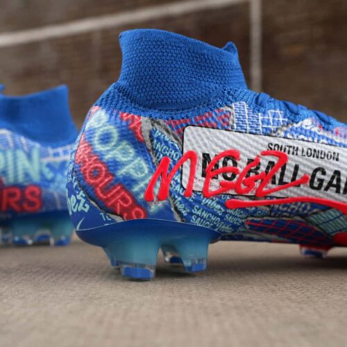 Image de l'article Jadon Sancho reçoit sa première chaussure signature de la part de Nike