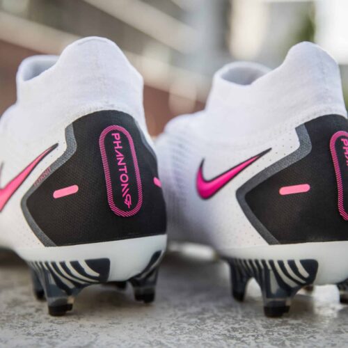 Image de l'article Quels sont les crampons des joueurs de l'équipe type de 2020 ?