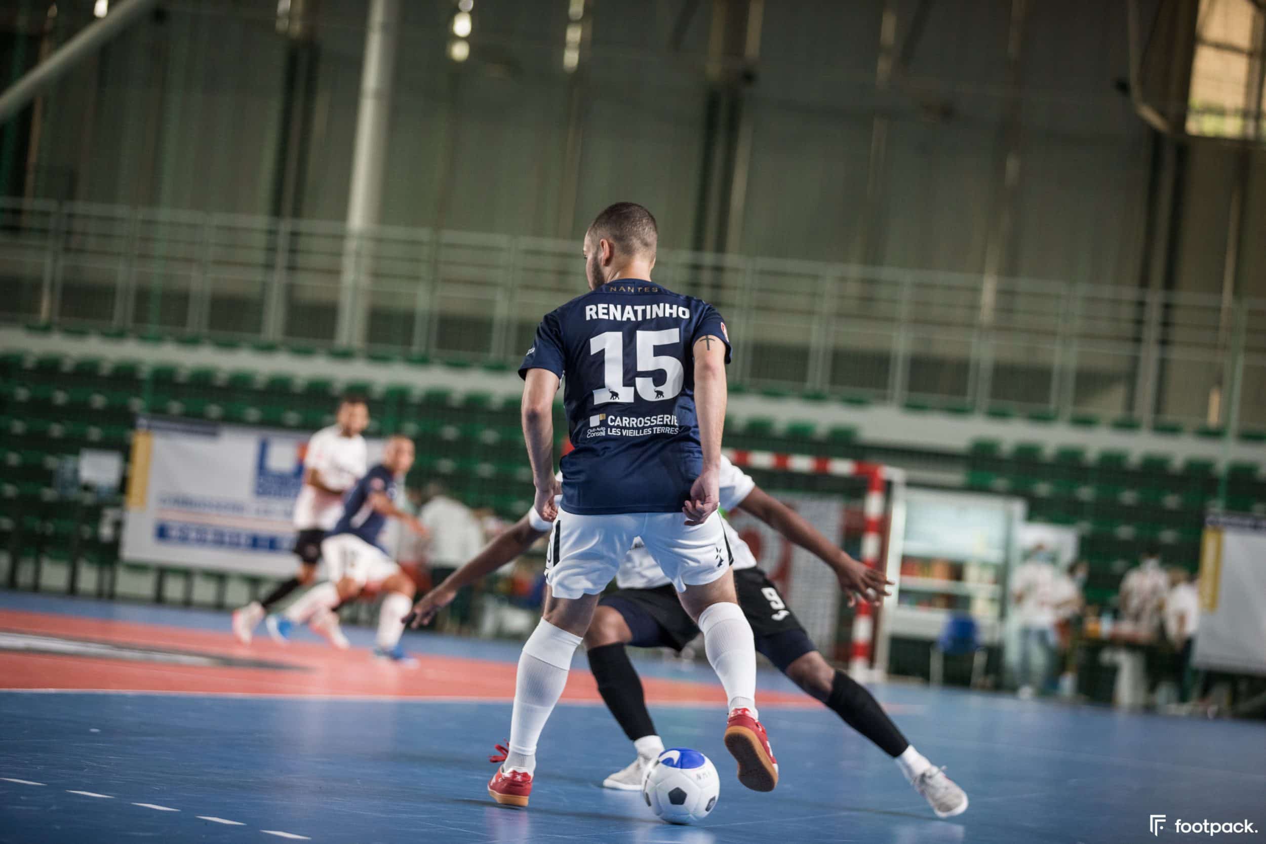 au-stade-d1-futsal-nantes-metropole-ACCS-ricardinho-footpack