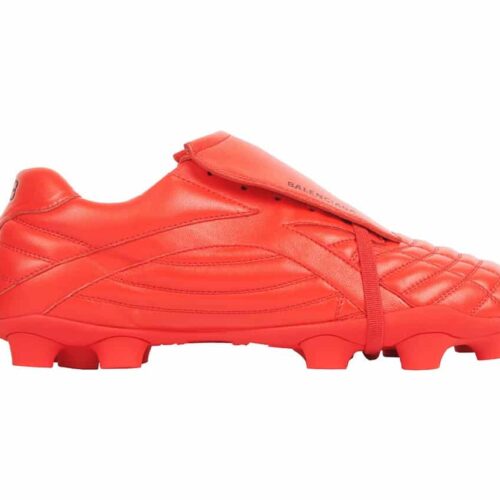 Image de l'article Balenciaga dévoile des crampons à plus de 700 Dollars !