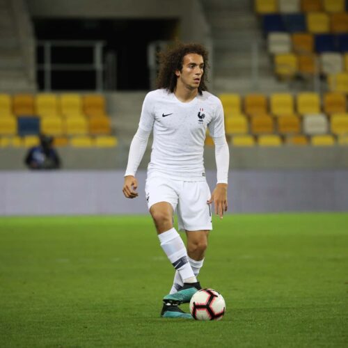 Image de l'article Pourquoi les sélections Espoirs ne portent pas les nouveaux maillots Nike ?