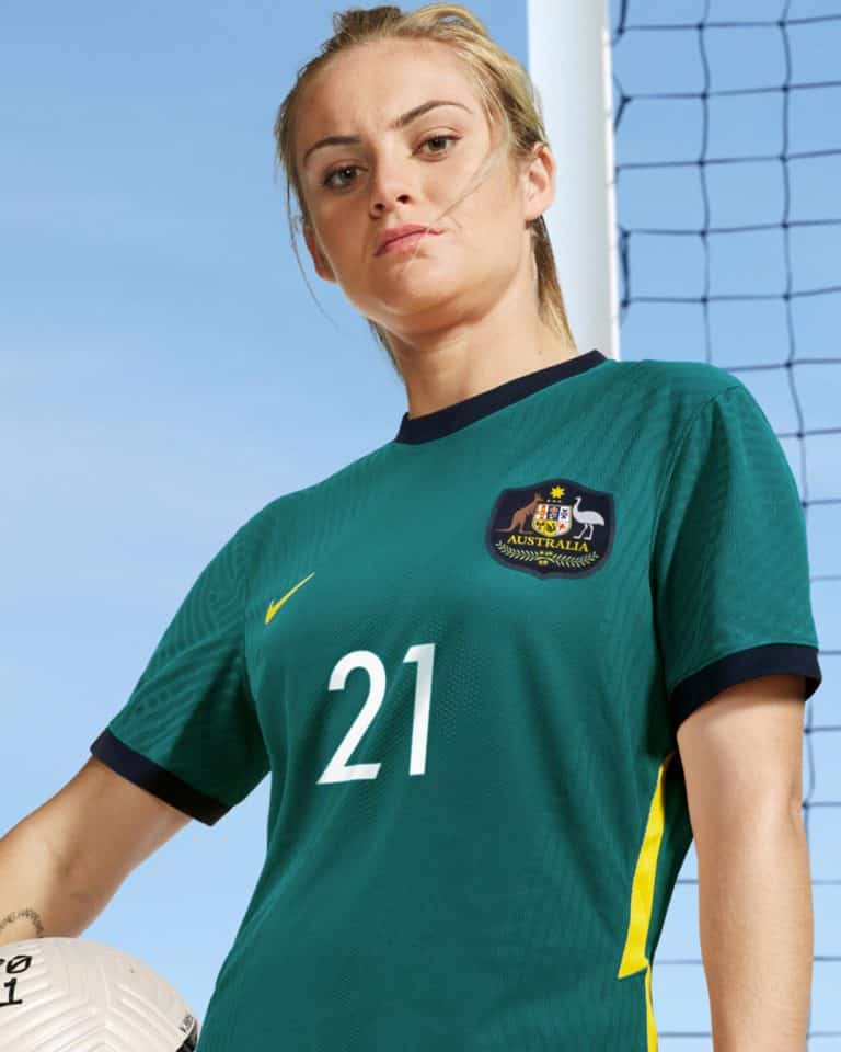 Nike présente les maillots 2020 de l'Australie footpack.