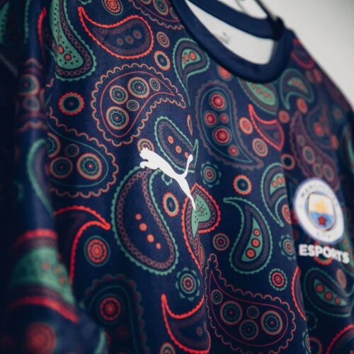 Image de l'article Encore un nouveau maillot pour Manchester City !