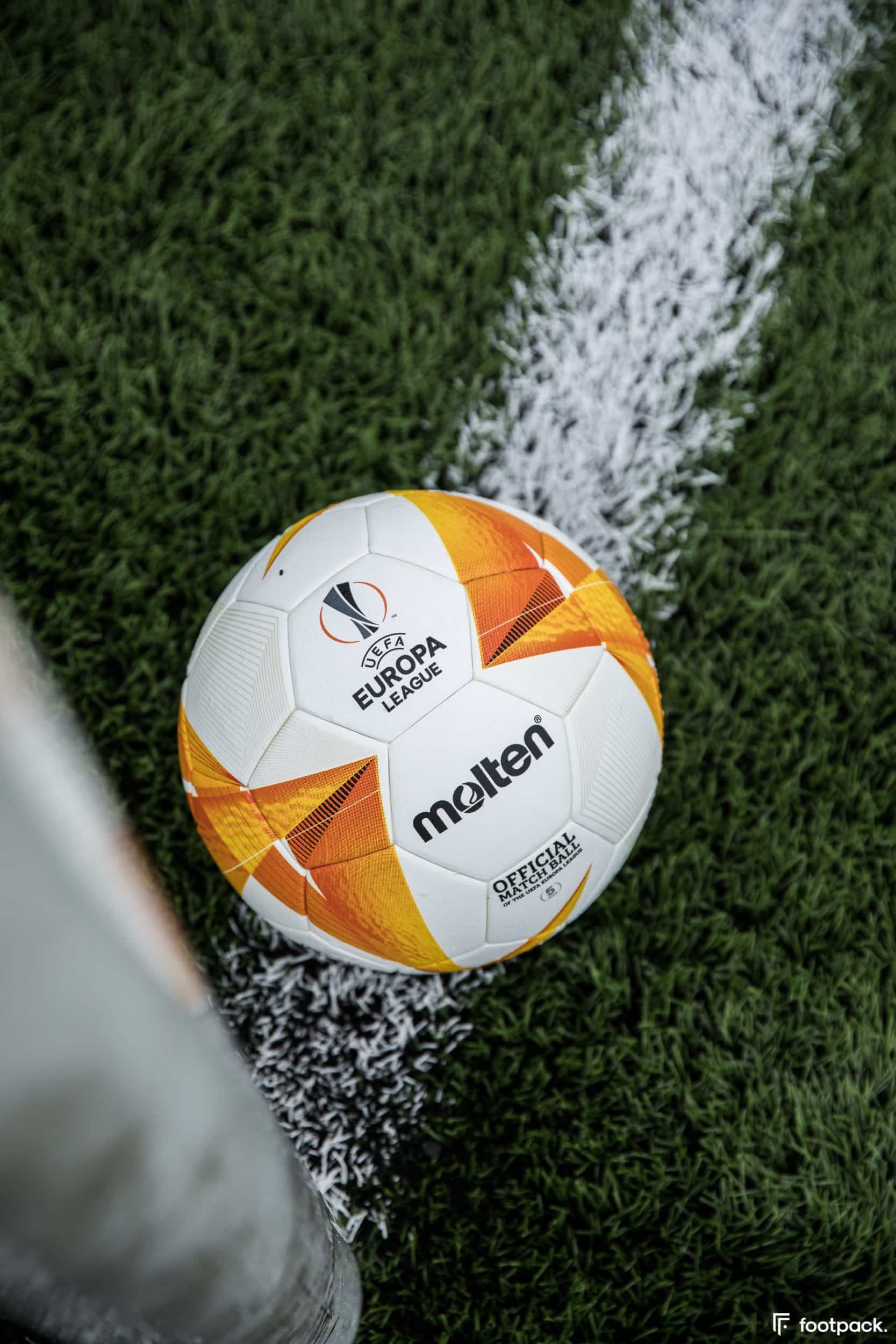 ballon-europa-league-2020-2021-footpack-3