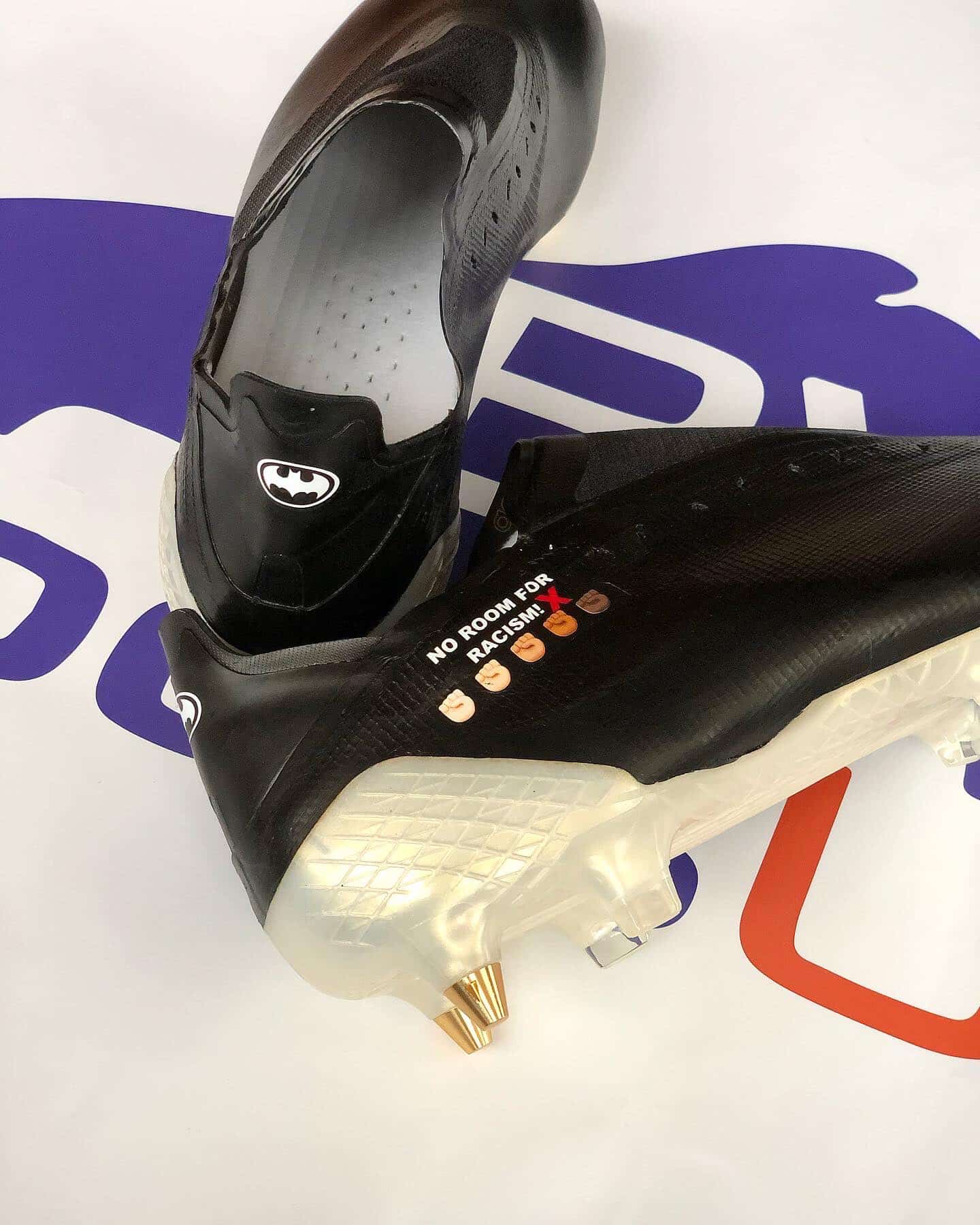 crampons-adidas-x-ghosted+-michy-bathsuayi