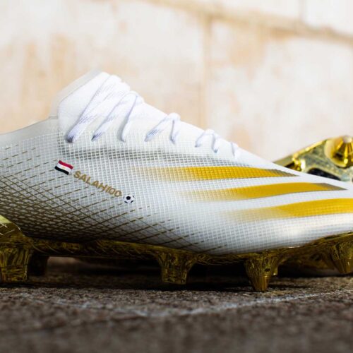Image de l'article Mo Salah reçoit des crampons en or de la part d'adidas !