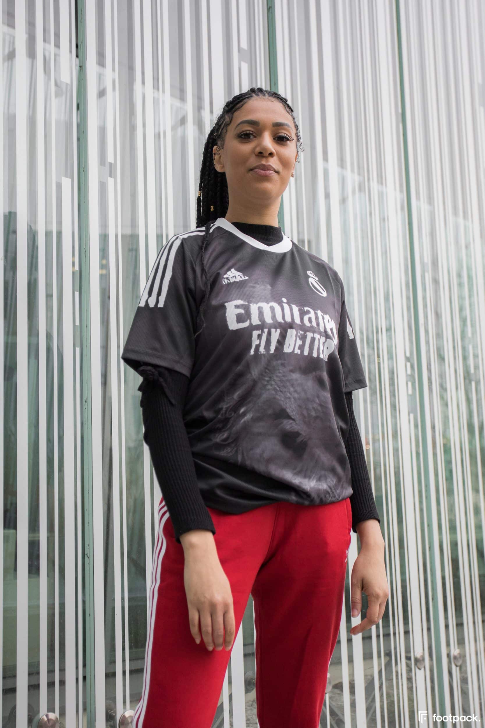 maillot-real-madrid-adidas-humanrace-footpack-2