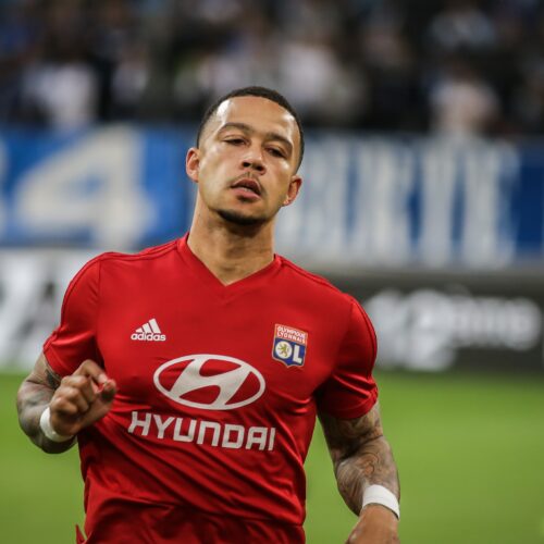 Image de l'article Qui sont les 8 joueurs de Ligue 1 qui ne portent pas de crampons Nike, adidas et Puma ?