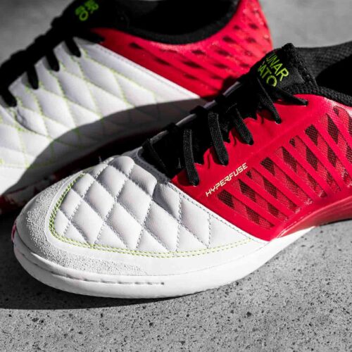 Image de l'article Nike dévoile de nouveaux coloris pour sa gamme de chaussures de futsal