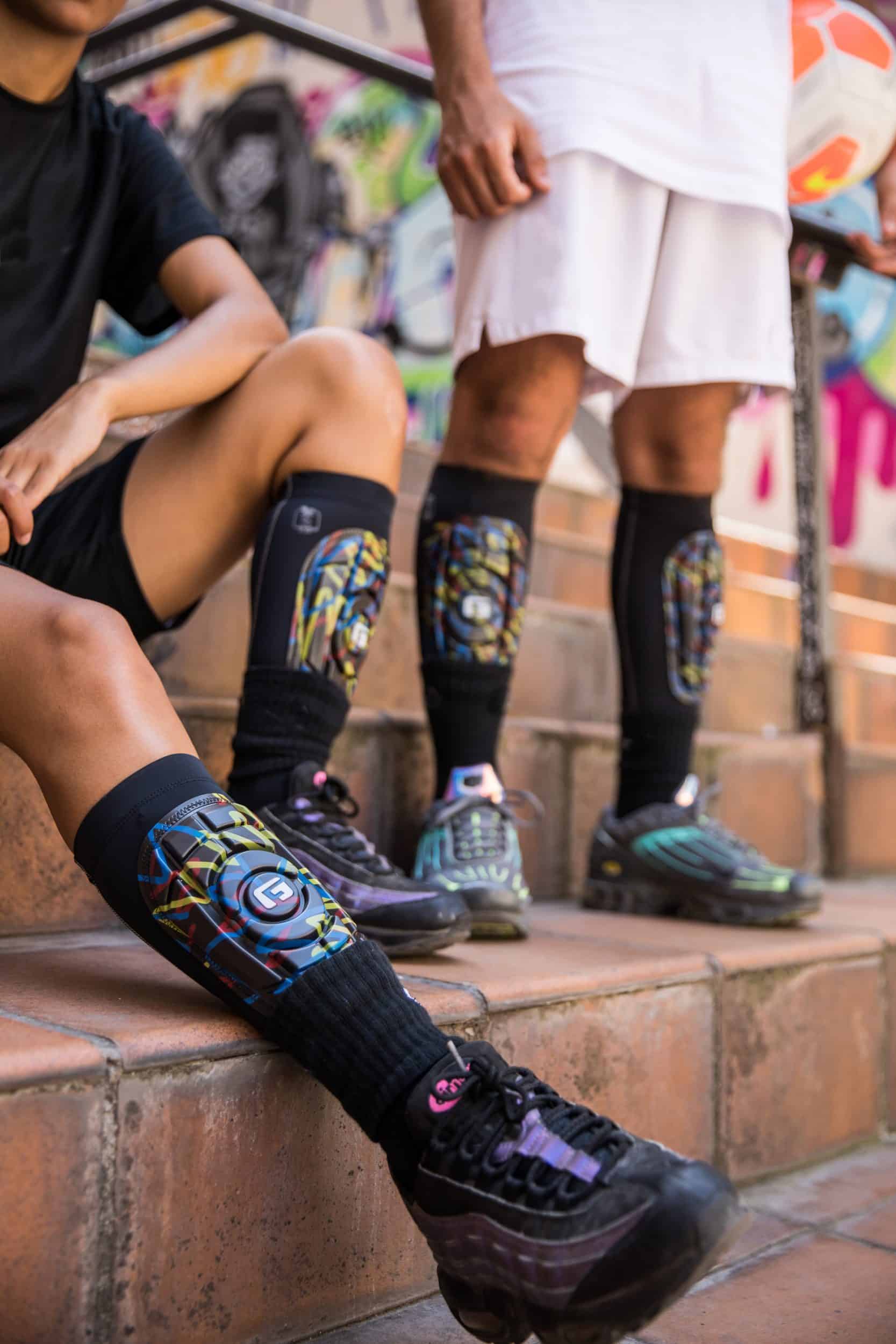 Un protège-tibia G-Form inspiré du graffiti - footpack.