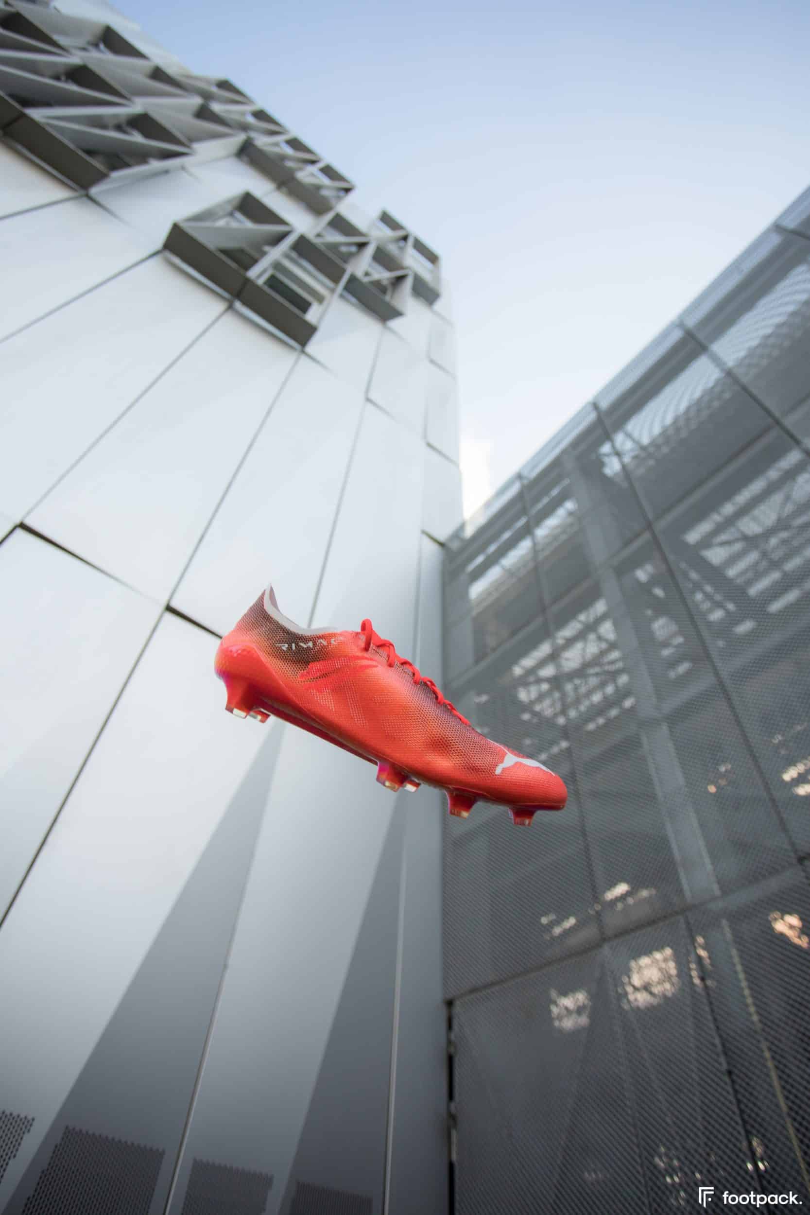 puma-ultra-sl-rimac-2020-limited-edition-footpack-1