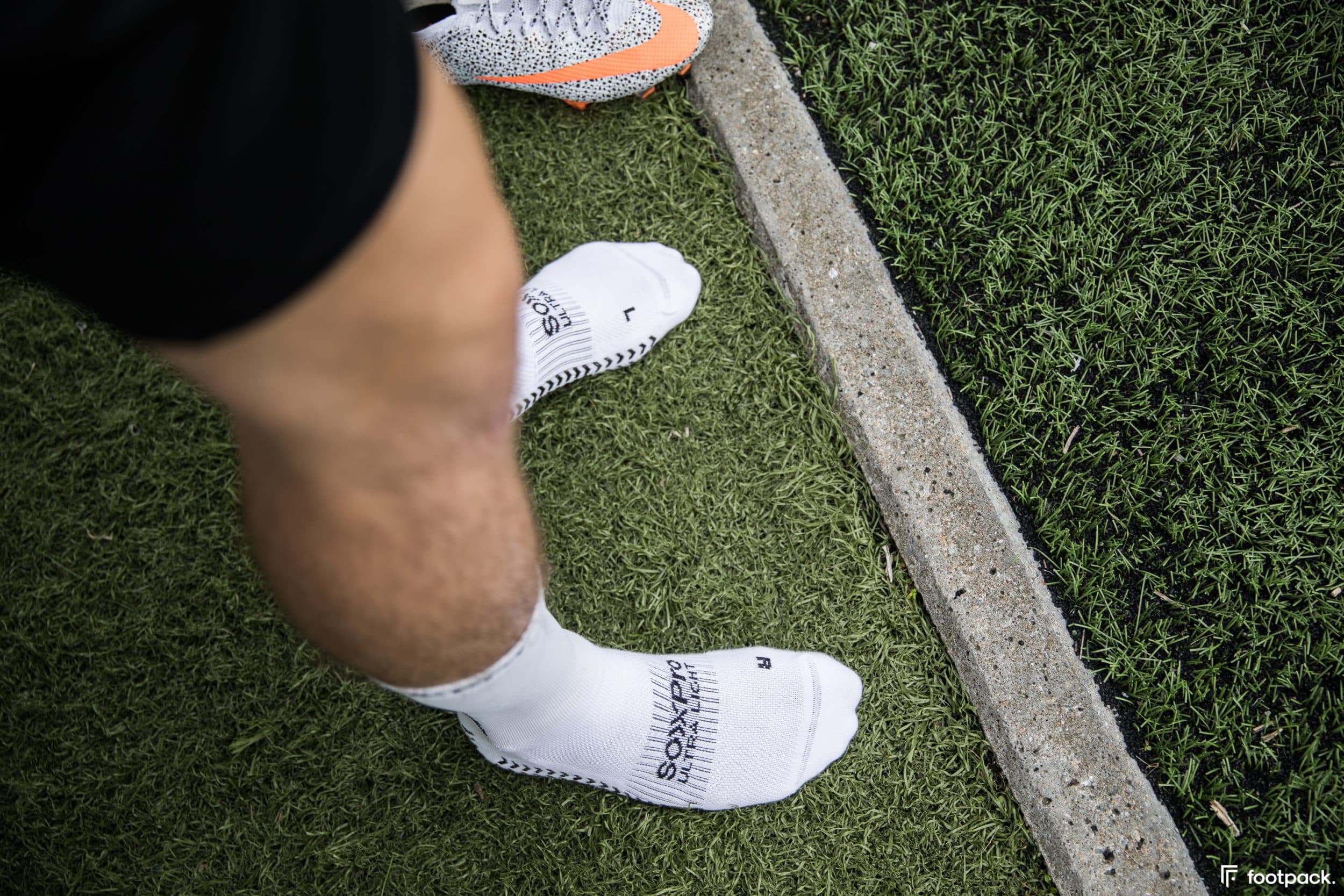 Chaussettes De Sport SOXPro Ultra Light – Antidérapantes Intérieur/extérieur, Légères 30g, Polyester Recyclé, Mixte
